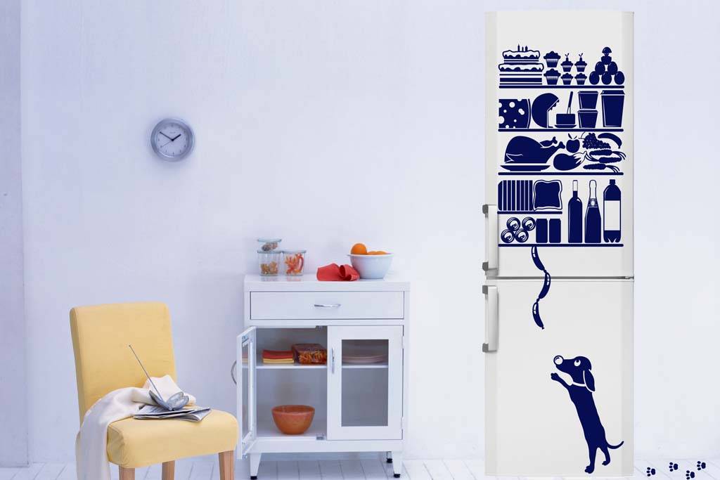 Вінілова наклейка на холодильник - Продукти та собака"