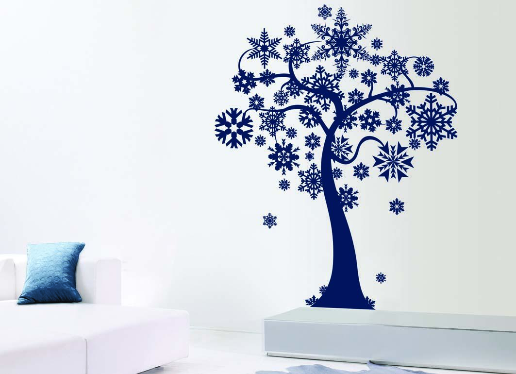 Виниловая наклейка на стену Дерево со снежинками