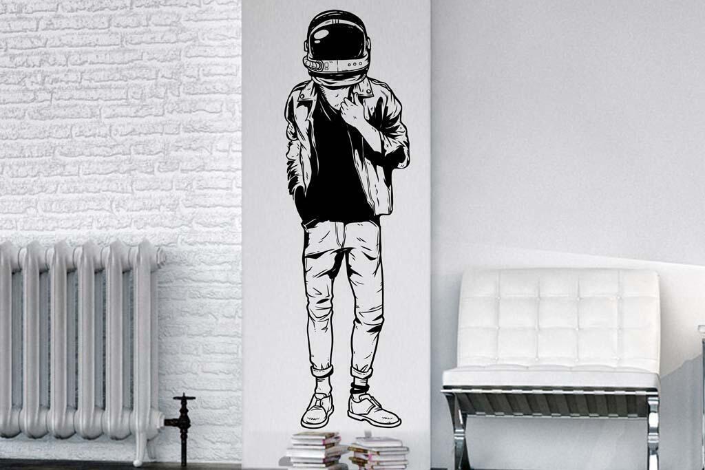 Виниловая наклейка на стену Космонавт (мечты о космосе)