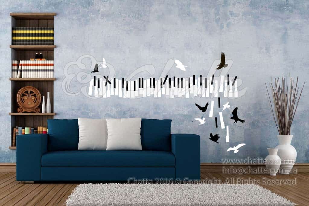 Виниловая наклейка на стену Черное и белое (клавиши и птицы)